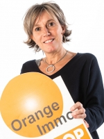 Christel_makelaar-cropped-v2 Christel_makelaar-cropped-v2